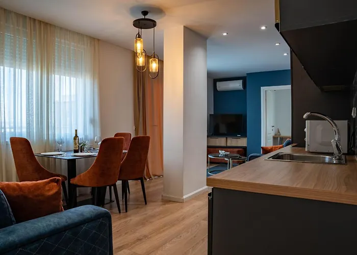 Volga Promenade Durrës